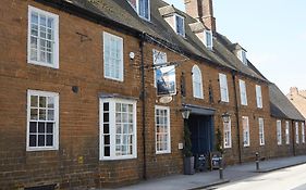 Saracens Head Hotel By Greene King Inns